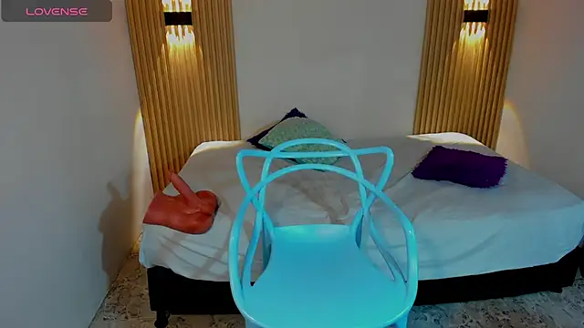 Snapshot of LyraFrost5 chatting on 03/02/26, 07:15 LyraFrost5 online show from 03/02/26, 07:15