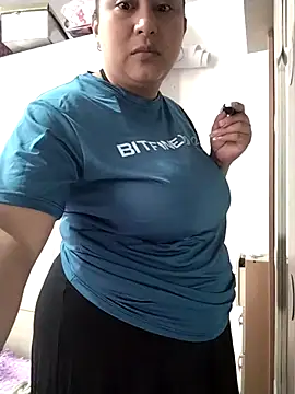 Snapshot of SexyandnaughtyLatinos chatting on 02/20/26, 12:51 SexyandnaughtyLatinos online show from 02/20/26, 12:51