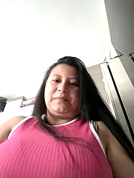 Snapshot of SexyandnaughtyLatinos chatting on 02/26/26, 05:46 SexyandnaughtyLatinos online show from 02/26/26, 05:46