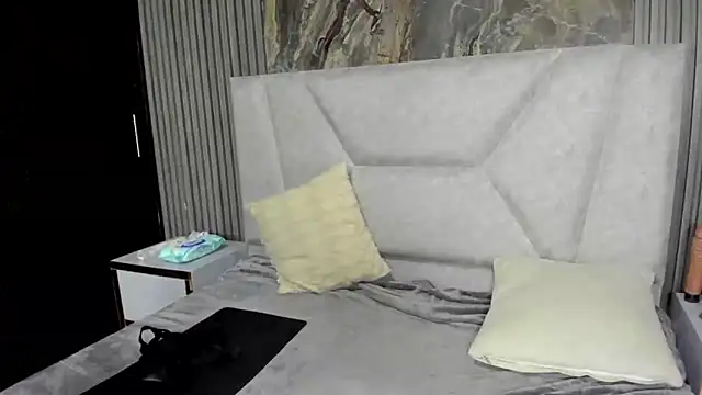 GraceAlexa12 online show from 03/12/26, 02:54