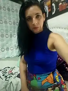 Snapshot of mariana_santacoloma chatting on 06/24/26, 10:51 mariana santacoloma online show from 06/24/26, 10:51