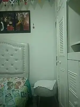 Snapshot of mariana_santacoloma chatting on 07/13/26, 02:22 mariana santacoloma online show from 07/13/26, 02:22