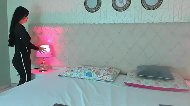 Snapshot of TinyRosee chatting on 02/10/26, 08:08 TinyRosee online show from 02/10/26, 08:08