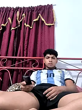 VersedChip online show from 02/07/26, 12:07