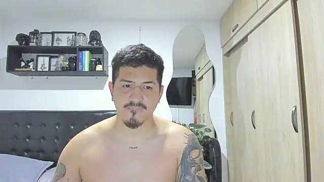 Aaaronwill1568 online show from 01/11/26, 09:38