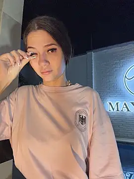 EmmaJhoons online show from 03/28/26, 10:16