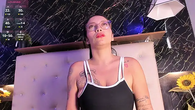 Renata blue online show from 03/19/26, 09:26