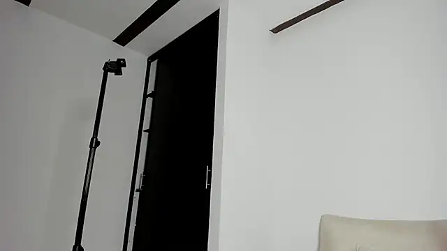 zarina coleman online show from 05/18/26, 04:07