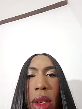 Snapshot of zarina_coleman chatting on 06/24/26, 04:22 zarina coleman online show from 06/24/26, 04:22