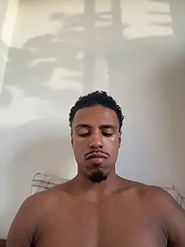 Snapshot of LorenzoBlack27 chatting on 05/01/26, 08:14 LorenzoBlack27 online show from 05/01/26, 08:14