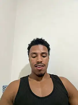 Snapshot of LorenzoBlack27 chatting on 05/18/26, 10:36 LorenzoBlack27 online show from 05/18/26, 10:36