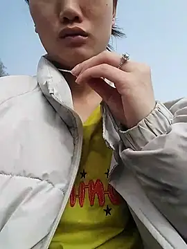 Hina2xx online show from 02/04/26, 01:55