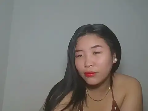 Snapshot of Zyeiii chatting on 02/02/26, 04:50 Zyeiii online show from 02/02/26, 04:50