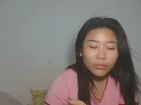 Zyeiii online show from 04/12/26, 06:11