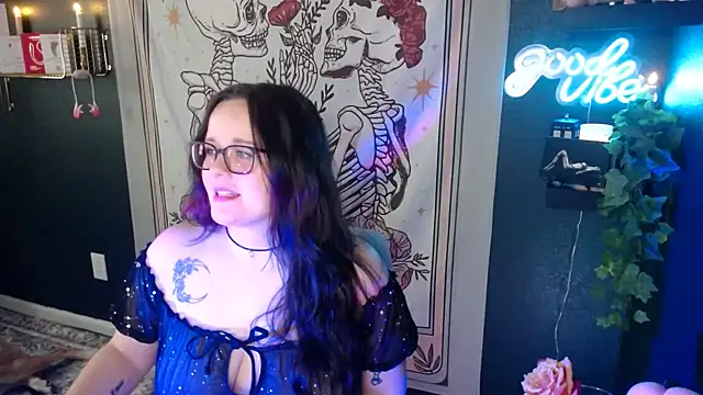 HazeyViolet333 online show from 03/24/26, 07:14