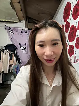 Adela-222 online show from 04/16/26, 11:51