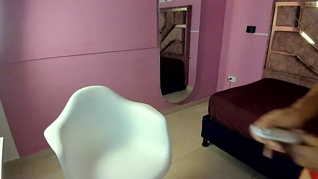 evelyn lovv online show from 03/04/26, 03:25