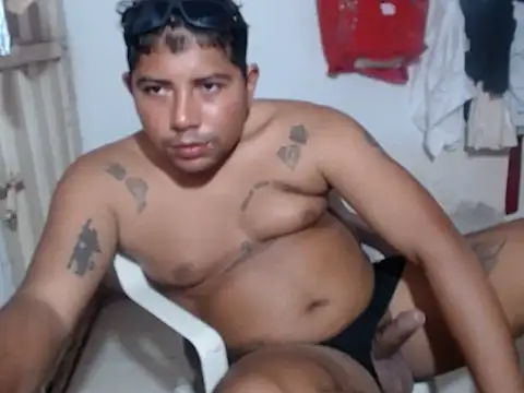 Snapshot of master_juju1924 chatting on 02/20/26, 06:26 master juju1924 online show from 02/20/26, 06:26