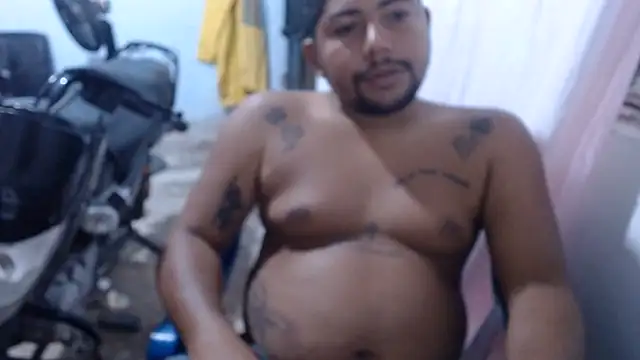 Snapshot of master_juju1924 chatting on 07/03/26, 04:19 master juju1924 online show from 07/03/26, 04:19
