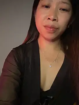 Snapshot of Mayly_lucky2 chatting on 06/11/26, 02:58 Mayly lucky2 online show from 06/11/26, 02:58