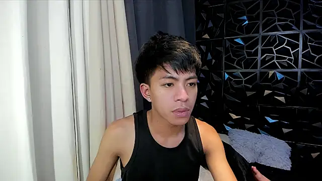 davincihugecock online show from 04/05/26, 02:18