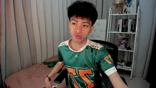 davincihugecock online show from 02/21/26, 04:31