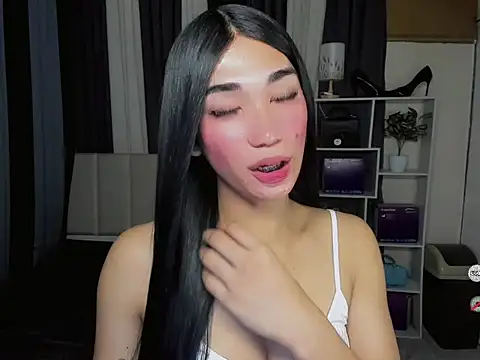 FyangFoxx online show from 05/09/26, 06:33