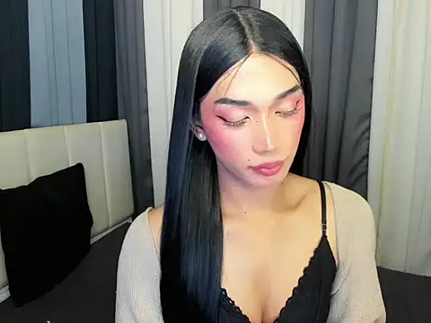 FyangFoxx online show from 04/11/26, 07:06