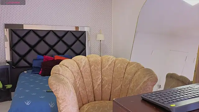 nova salvatore online show from 02/24/26, 04:02