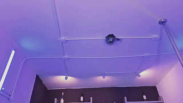 nova salvatore online show from 04/07/26, 02:46