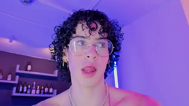 nova salvatore online show from 02/14/26, 04:13