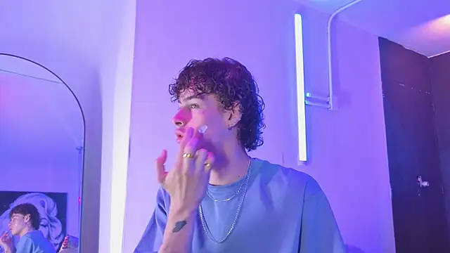 nova salvatore online show from 04/06/26, 02:29