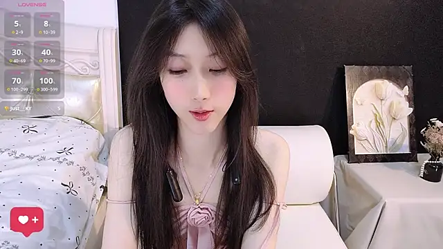 Queenbb88 online show from 06/16/26, 11:54