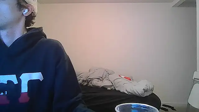 maxryderr online show from 04/24/26, 07:10