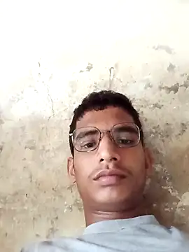 Snapshot of sahilcute1 chatting on 04/14/26, 12:32 sahilcute1 online show from 04/14/26, 12:32