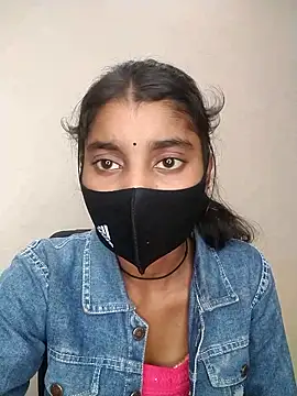 Erotic-Girl online show from 01/12/26, 01:12