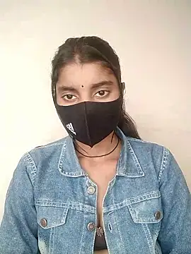 Erotic-Girl online show from 01/14/26, 07:23