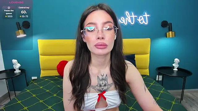 Snapshot of IvyDainty chatting on 06/07/26, 01:22 IvyDainty online show from 06/07/26, 01:22