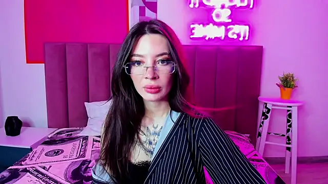 Snapshot of IvyDainty chatting on 06/27/26, 01:22 IvyDainty online show from 06/27/26, 01:22