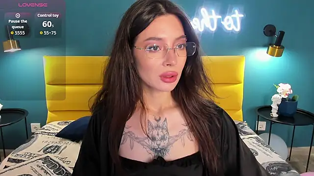 Snapshot of IvyDainty chatting on 07/19/26, 01:25 IvyDainty online show from 07/19/26, 01:25