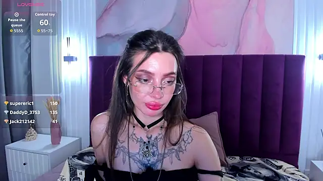 Snapshot of IvyDainty chatting on 07/09/26, 01:32 IvyDainty online show from 07/09/26, 01:32