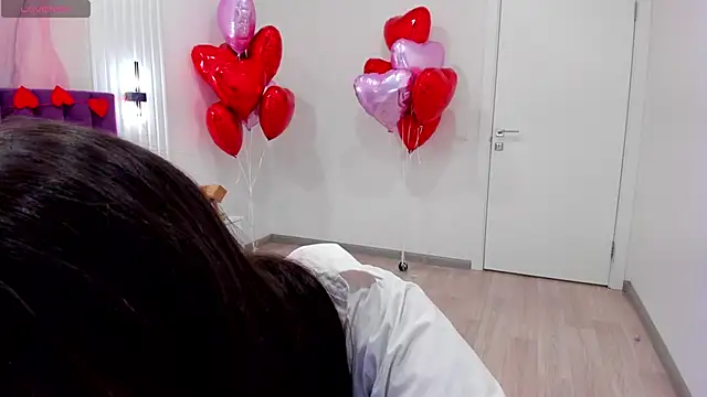 Snapshot of IvyDainty chatting on 02/17/26, 01:36 IvyDainty online show from 02/17/26, 01:36