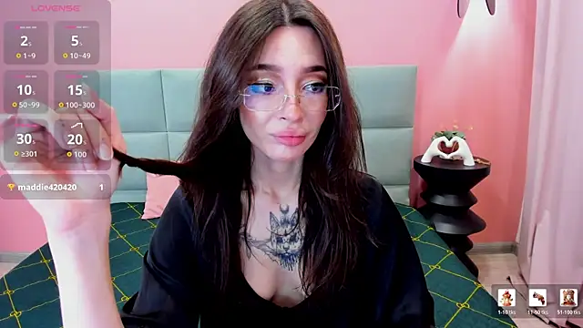Snapshot of IvyDainty chatting on 06/12/26, 01:25 IvyDainty online show from 06/12/26, 01:25