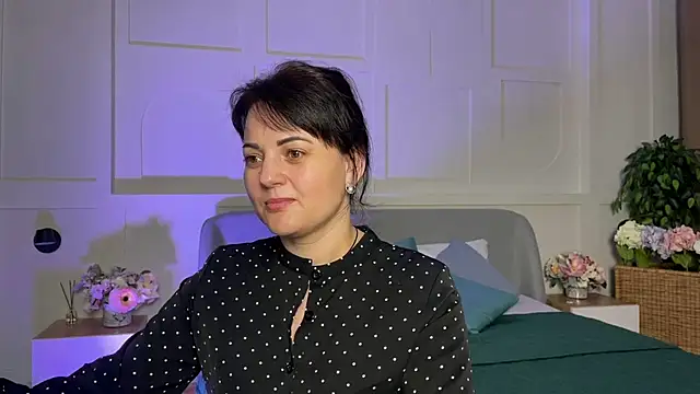  SilkyShadow  online show from 02/10/26, 01:15