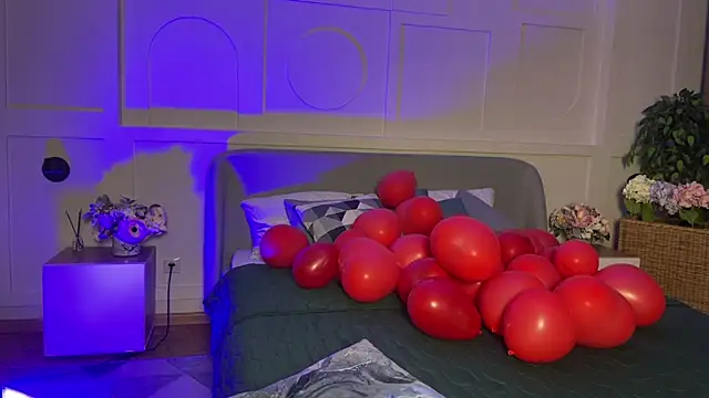  SilkyShadow  online show from 02/16/26, 01:04