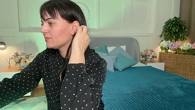  SilkyShadow  online show from 02/13/26, 01:05