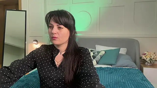 SilkyShadow  online show from 04/13/26, 01:09