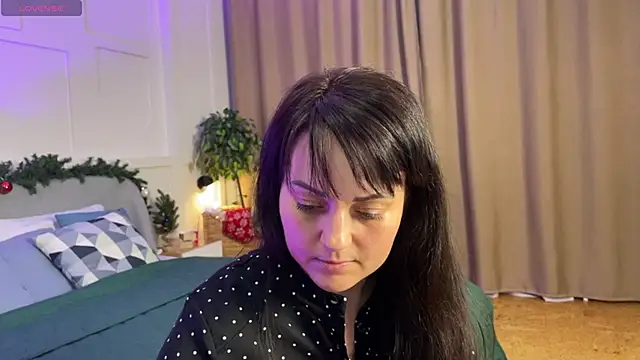  SilkyShadow  online show from 01/12/26, 01:45