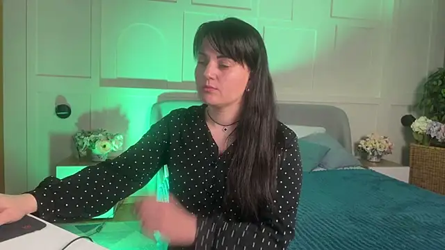  SilkyShadow  online show from 03/26/26, 01:04