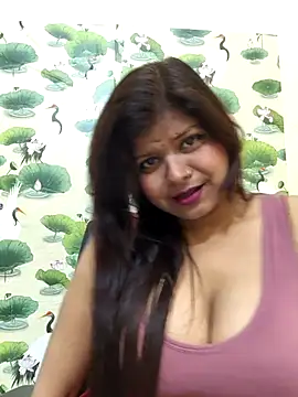 Attractive Queen  online show from 02/20/26, 06:48